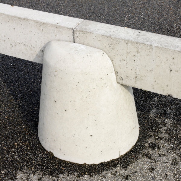 Parkeringsräcken | Parkeringsräcke fristående i betong