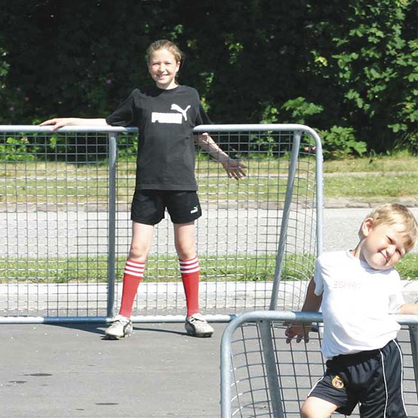 Fotbollsmål | Skolgårdsmål i stål 200 x 100 cm