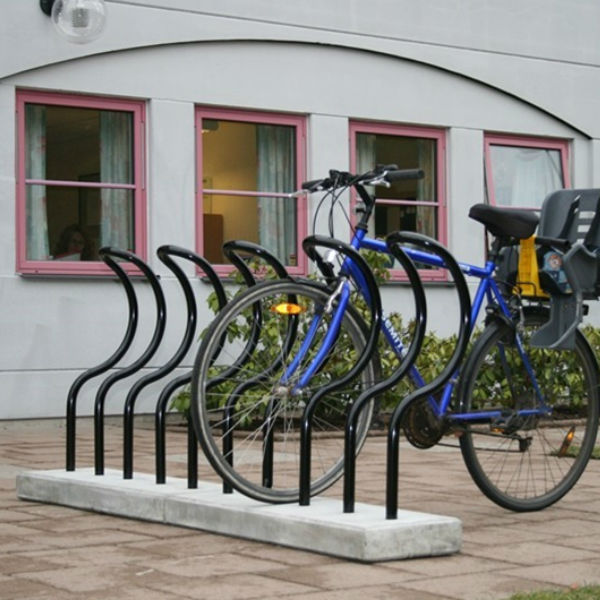 Cykelställ | Cykelställ Arc 20 platser i betongplatta 