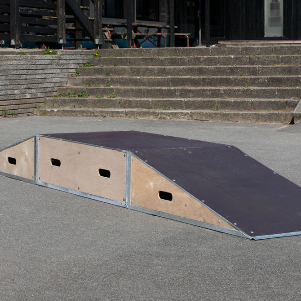 Skateboardramper | 2 st ramper och 1 st box